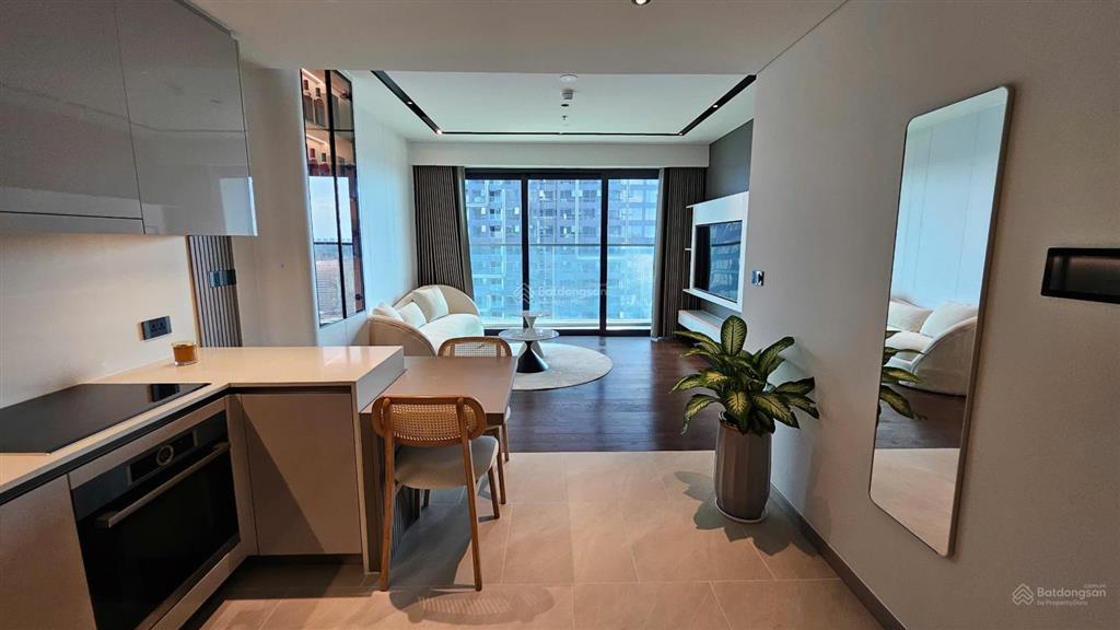 Grand marina saigon cho thuê căn hộ 2pn tầng cao view sông, cầu bason thoáng