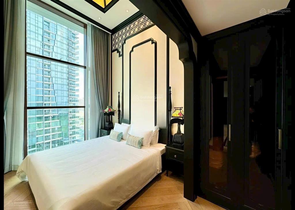 The galleria  metropole bán căn loft 2pn  3wc  đã có sổ  full nội thất  view sông, cầu bason