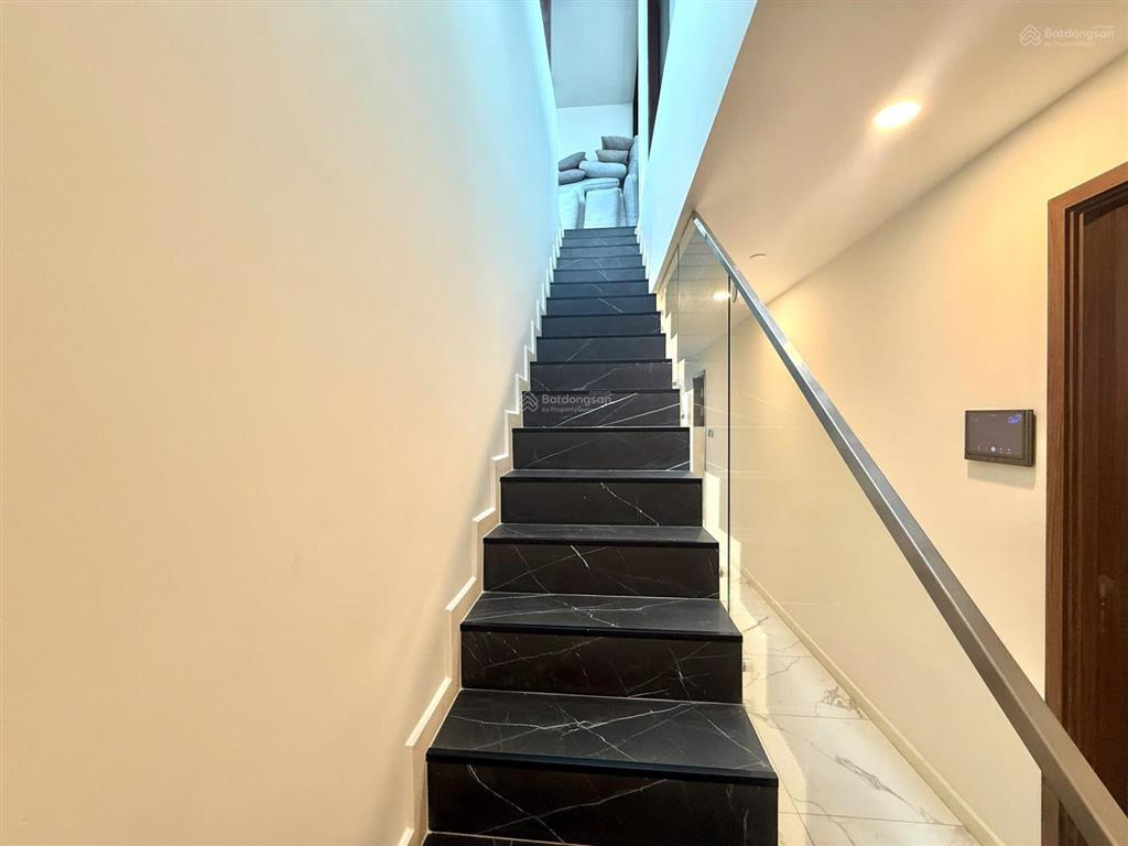 The galleria bán căn 2pn sân vườn giá tốt 33 tỷ all in  đã có sổ  view sông, hồ bơi thoáng