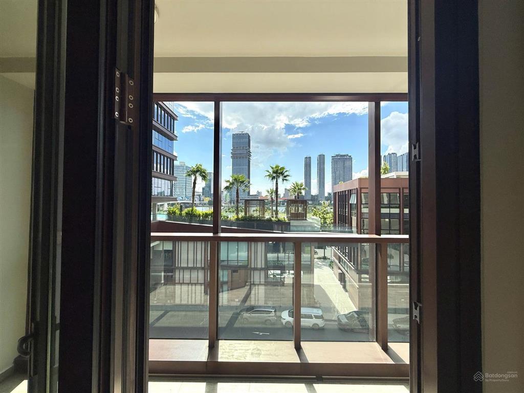 The galleria bán căn 2pn sân vườn giá tốt 33 tỷ all in  đã có sổ  view sông, hồ bơi thoáng