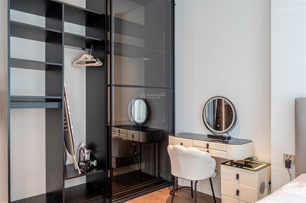 The crest  metropole bán căn 1pn +1  full nội thất  view nội khu thoáng