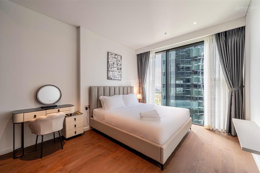 The crest  metropole bán căn 1pn +1  full nội thất  view nội khu thoáng