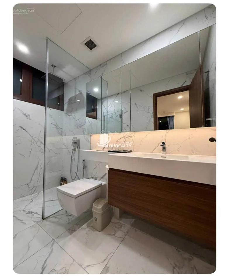 The galleria  metropole bán căn 3pn giá tốt  đã có sổ  ntcb  view nội khu thoáng