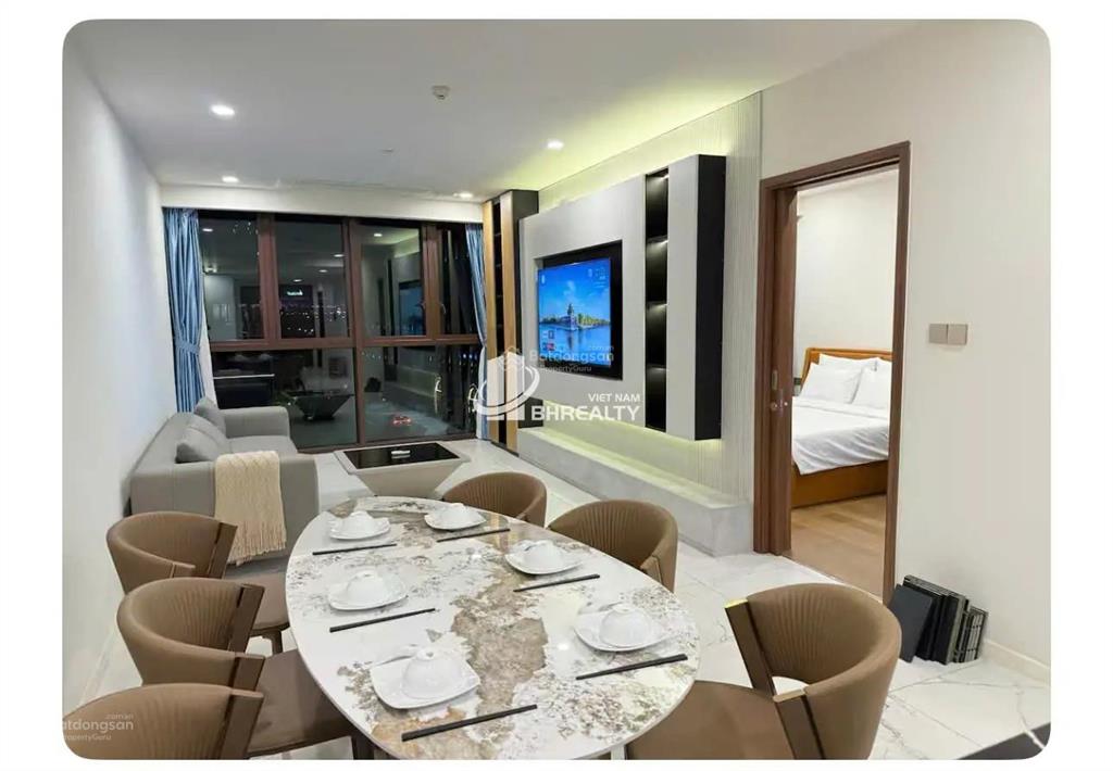 The galleria  metropole bán căn 3pn giá tốt  đã có sổ  ntcb  view nội khu thoáng