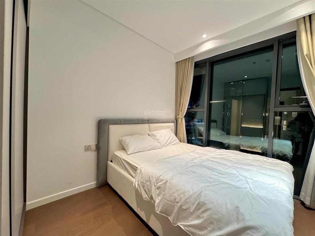 The crest  metropole bán căn góc 3pn diện tích lớn view sông, cầu ba son, landmark 81 thoáng