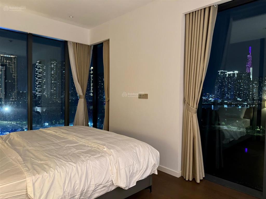 The crest  metropole bán căn góc 3pn diện tích lớn view sông, cầu ba son, landmark 81 thoáng