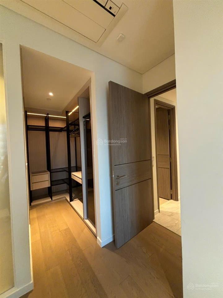 The opera  metropole cho thuê căn 2pn  full nội thất  view sông, quận 1 thoáng