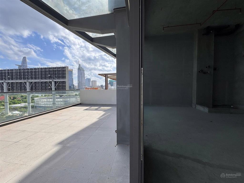 The opera  metropole bán căn loft 3pn sân vườn giá tốt view quận 1 thoáng  bàn giao thô  160m2