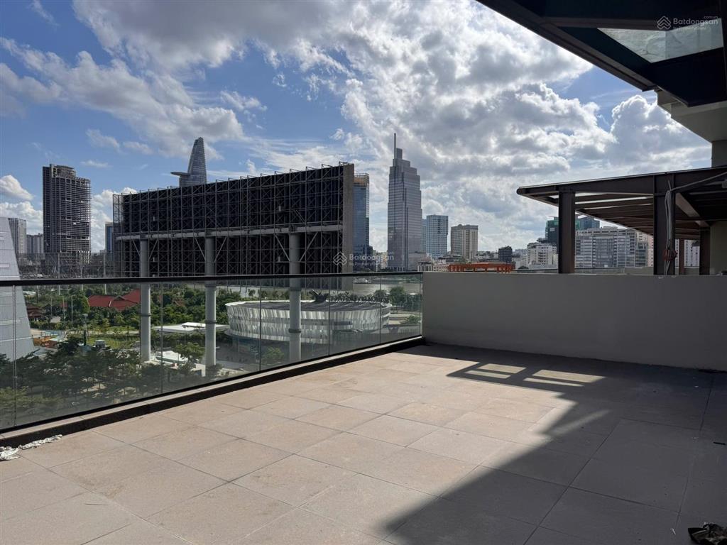 The opera  metropole bán căn loft 3pn sân vườn giá tốt view quận 1 thoáng  bàn giao thô  160m2