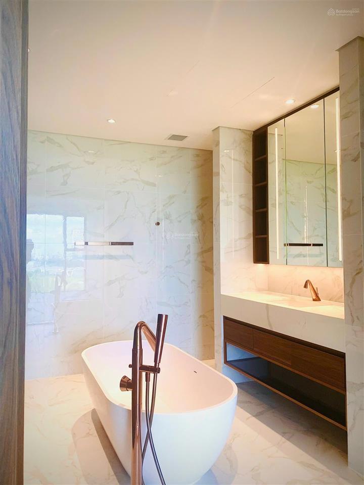 The crest  metropole cho thuê căn hộ 2pn + 1  115m2  ntcb  view sông, landmark 81 thoáng