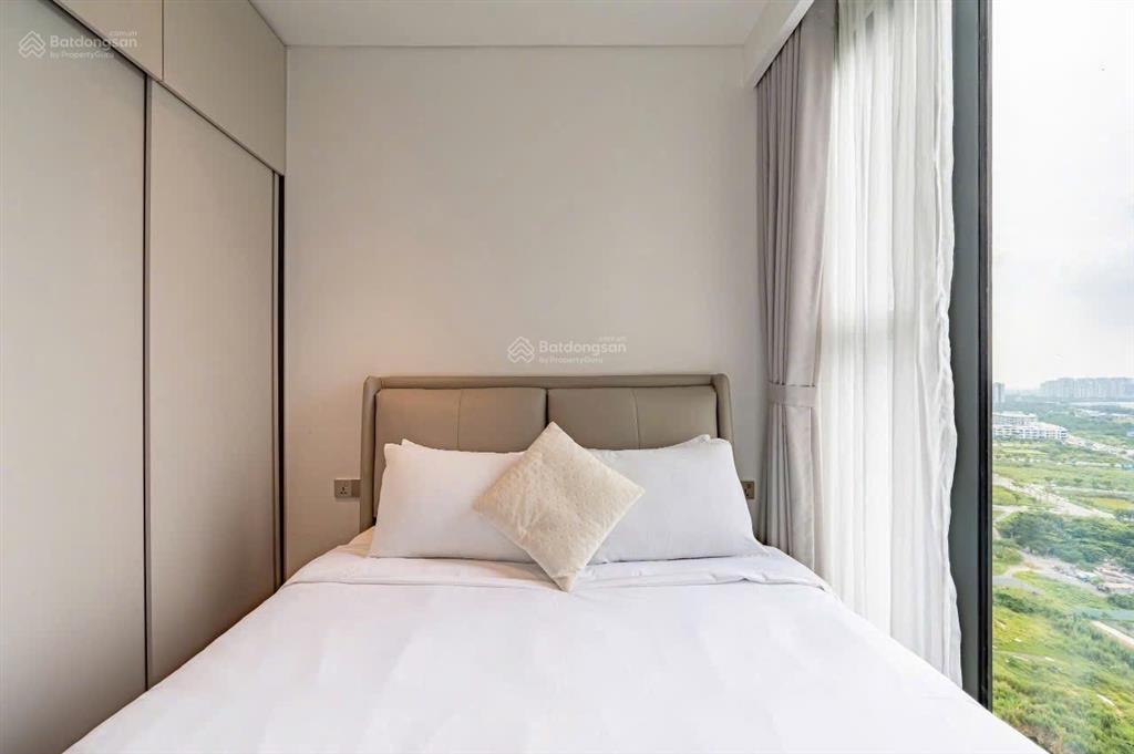 The crest  metropole cho thuê căn hộ 2pn  full nội thất  view city, landmark 81 thoáng