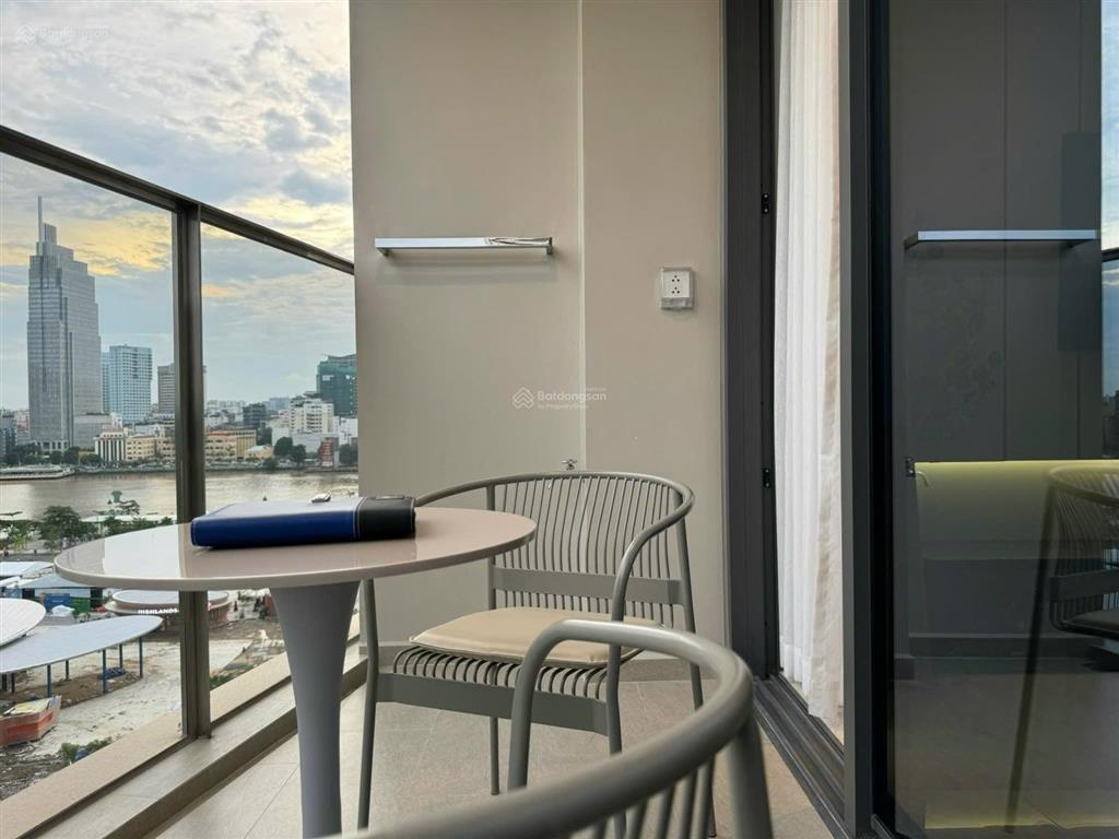 The opera  metropole bán căn 2pn  full nội thất  view sông, quận 1 thoáng