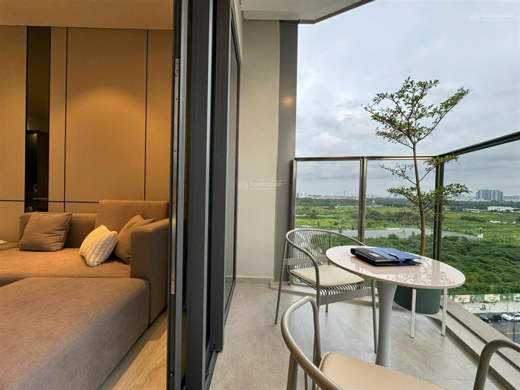 The opera  metropole bán căn 2pn  full nội thất  view sông, quận 1 thoáng