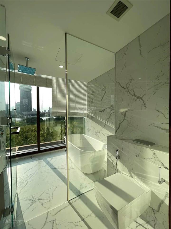 The galleria  metropole bán căn hộ 4pn  đã có sổ  full nội thất  view trực diện sông, quận 1