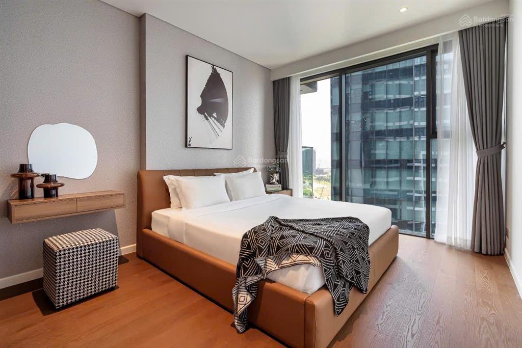 The crest  metropope bán căn hộ 1 phòng ngủ + 1  đã có sổ, tầng cao view cầu bason đẹp