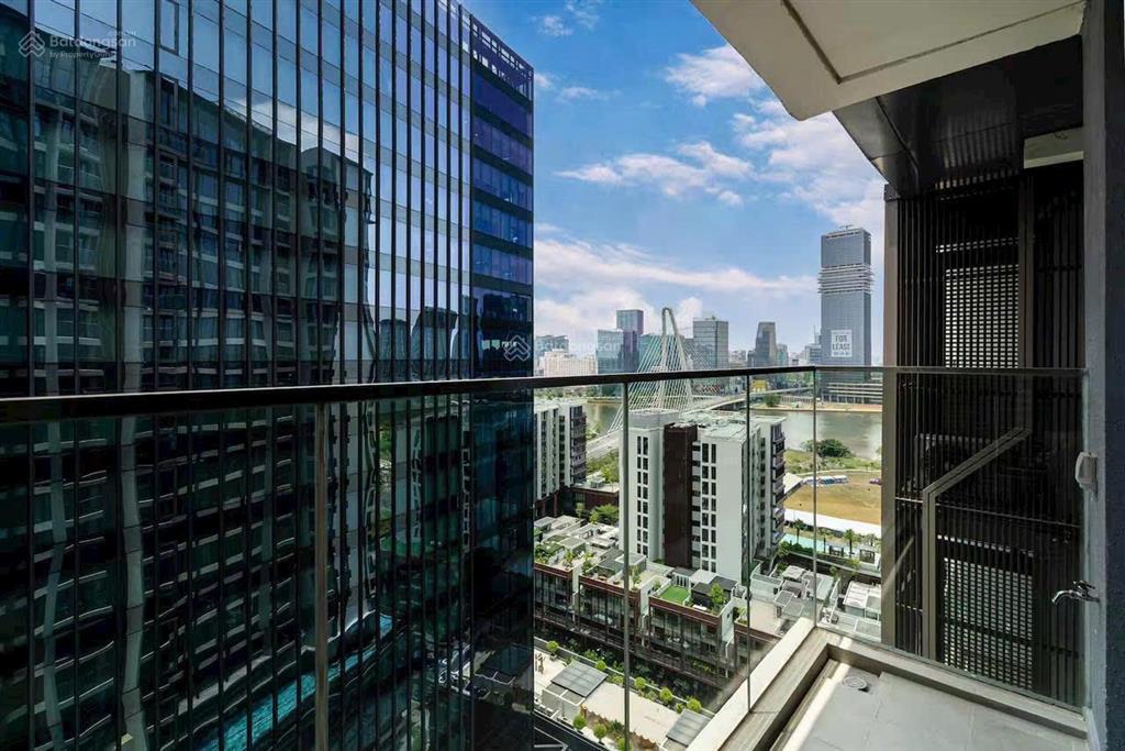 The crest  metropope bán căn hộ 1 phòng ngủ + 1  đã có sổ, tầng cao view cầu bason đẹp