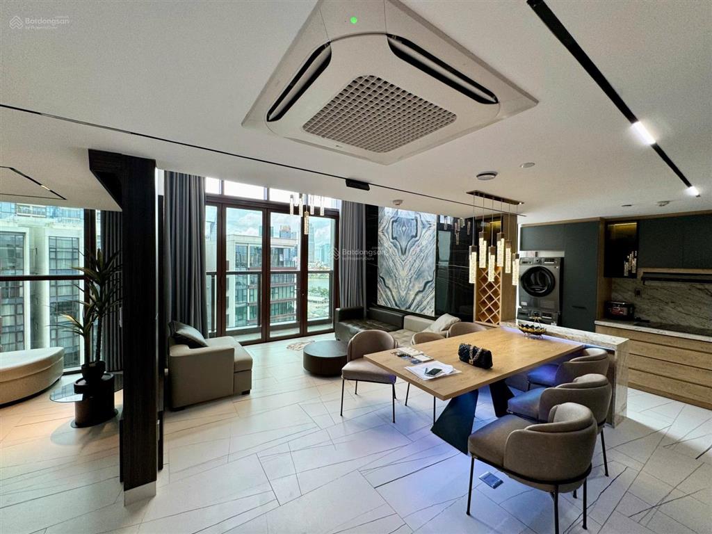 The galleria  metropole bán căn loft 3pn  đã có sổ  view sông, cầu bason thoáng