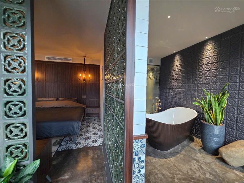 The opera  metropole bán căn loft 3 phòng ngủ  đã có sổ view quận 1