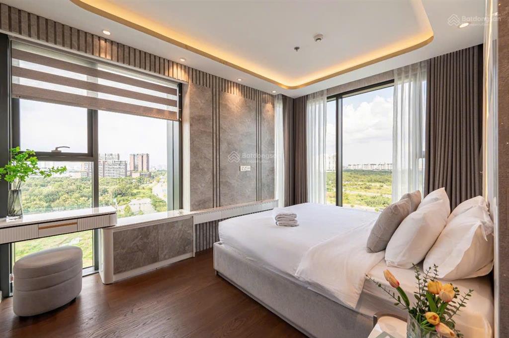 The crest  metropole cho thuê căn góc 2pn  full nội thất  view sala thoáng
