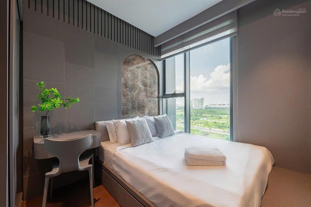 The crest  metropole cho thuê căn góc 2pn  full nội thất  view sala thoáng