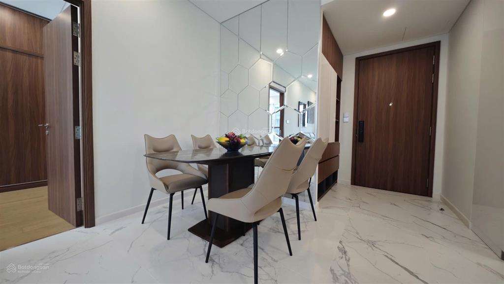 The galleria  metropole bán căn hộ 2pn  full nội thất  view sông thoáng