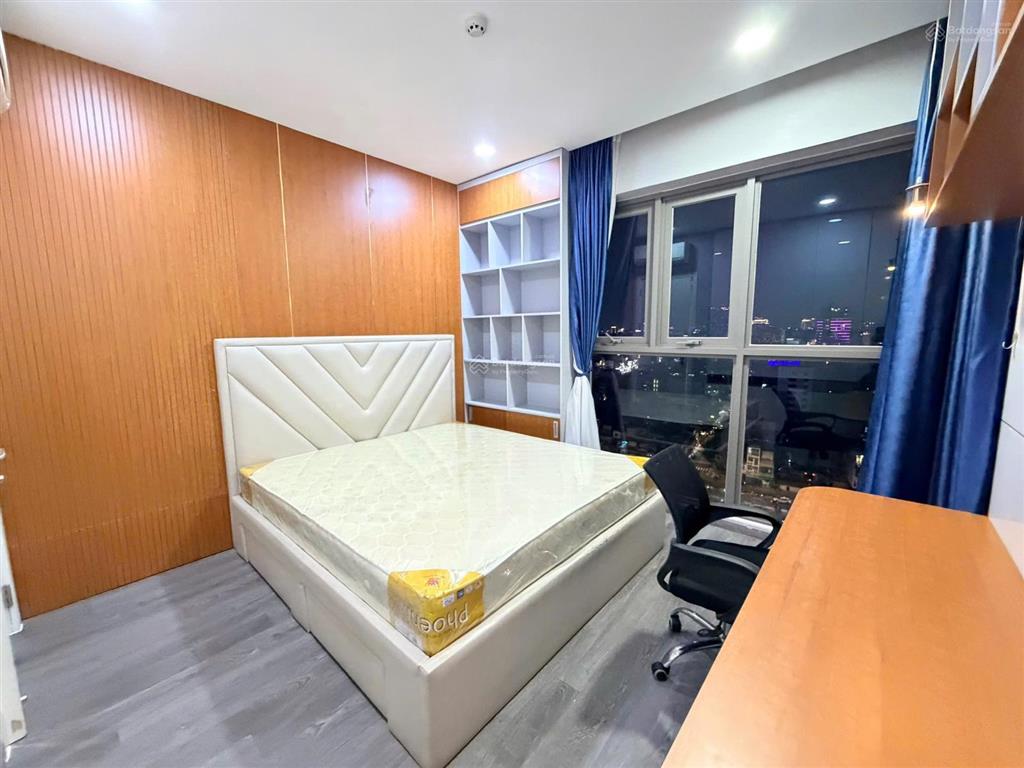 Cho thuê căn 3pn trục đẹp masteri millennium  full nội thất  view pháo hoa, quận 1