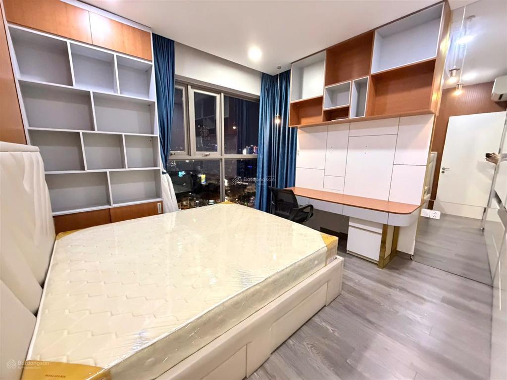 Cho thuê căn 3pn trục đẹp masteri millennium  full nội thất  view pháo hoa, quận 1