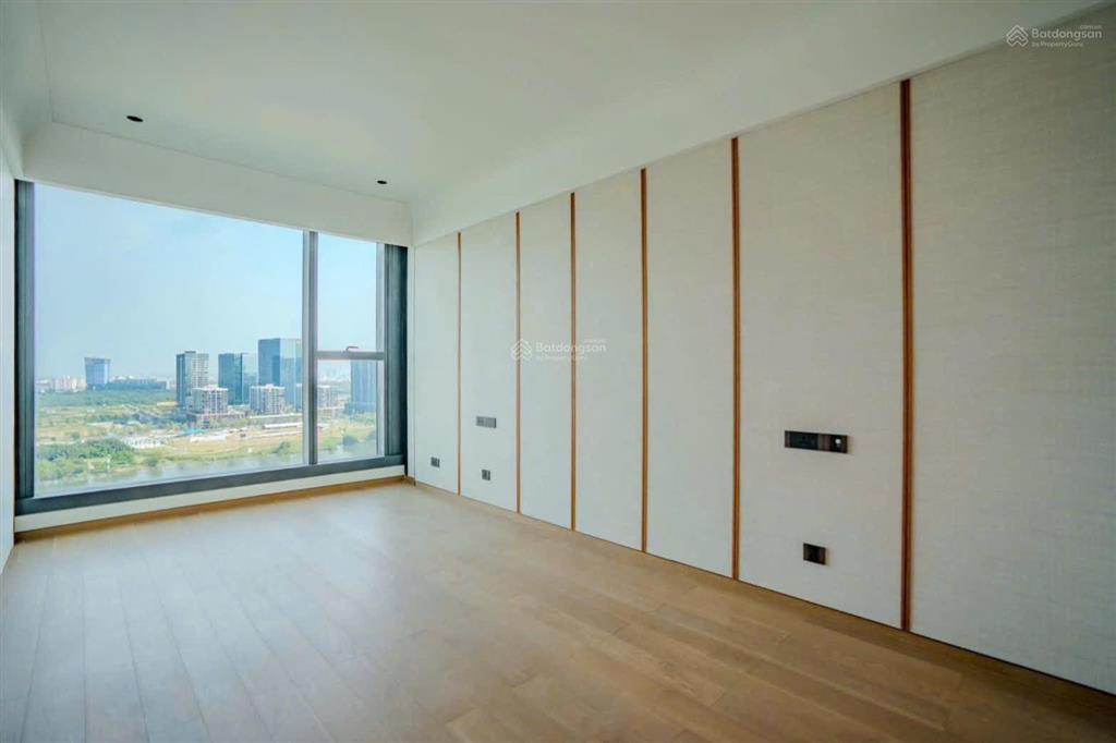 Good deal grand marina saigon bán 3pn view sông giá tốt  đã có sổ
