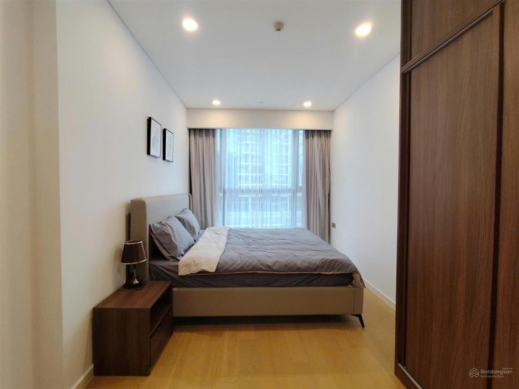 The galleria  metropole cho thuê căn 2pn  full nội thất  view sông, cầu ba son, quận 1 thoáng