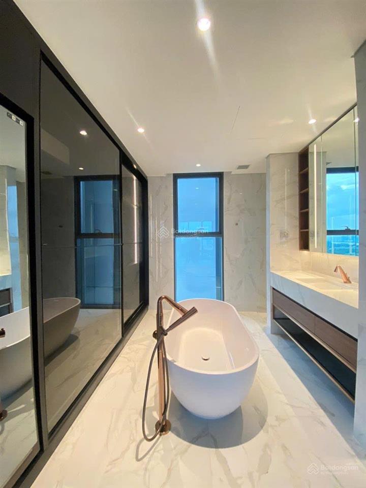 The crest bán căn góc 3pn view trực diện sông giá tốt thị trường
