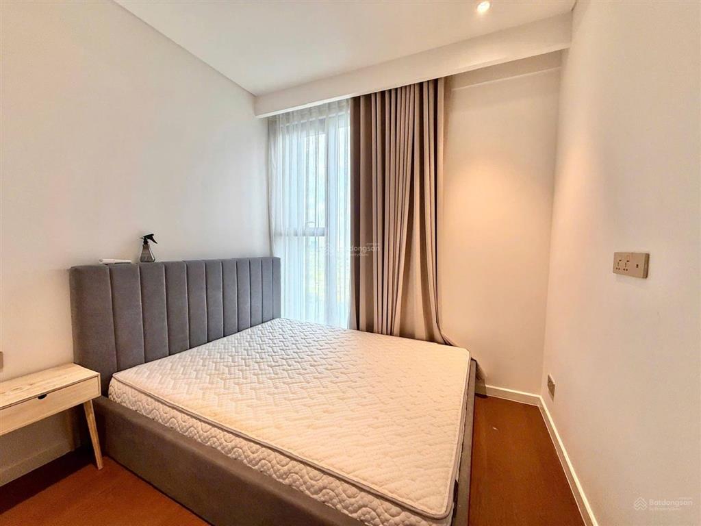 The crest  metropole cho thuê căn góc 2pn  full nội thất  view sala thoáng