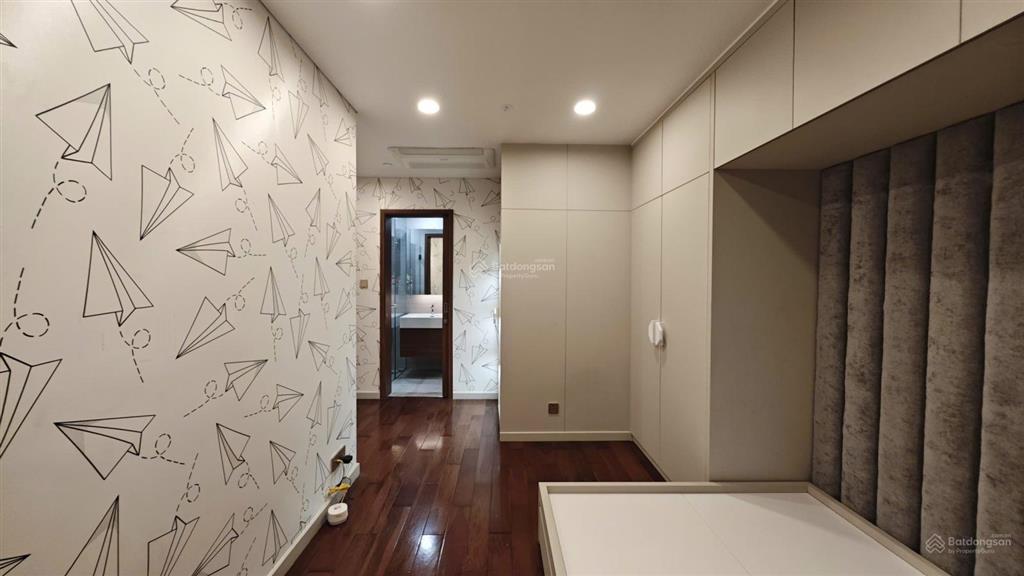 The galleria metropole cho thuê căn góc 4pn  view trực diện sông, cầu ba son, quận 1
