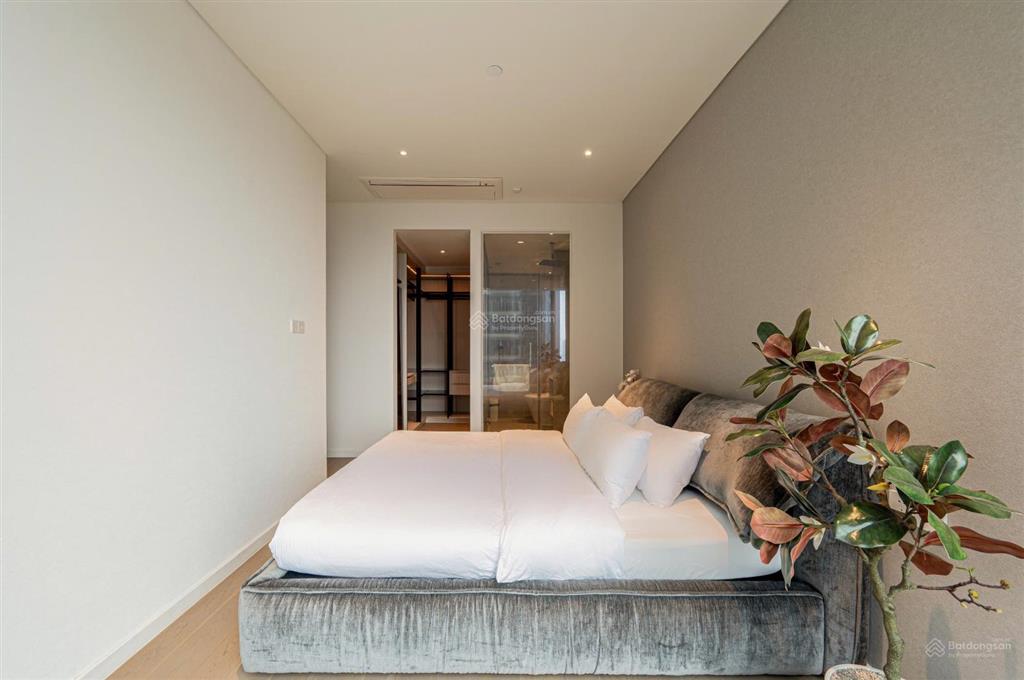 The opera  metropole cho thuê căn hộ 2pn  full nội thất  view sông, hồ bơi thoáng