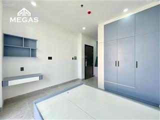 Ban công đẹp có gu nhà mới đang hoàn thiện đợi khách vào bóc seal