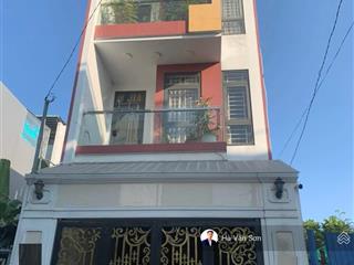 Nhà đẹp gần cổng chính vạn phúc city 80,1m2 đất giá chỉ 10tỷ8