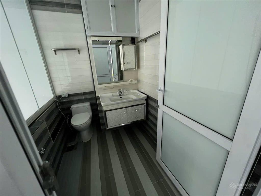 Căn góc 2 mặt tiền kđt vạn phúc city, đang có sẵn dòng tiền 90tr/tháng