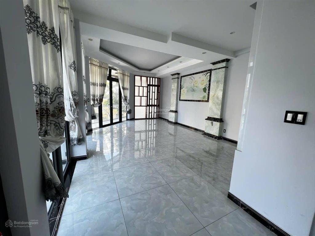 Căn góc 2 mặt tiền kđt vạn phúc city, đang có sẵn dòng tiền 90tr/tháng