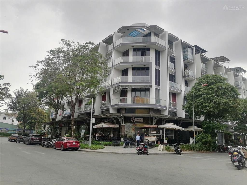 Căn góc 2 mặt tiền kđt vạn phúc city, đang có sẵn dòng tiền 90tr/tháng