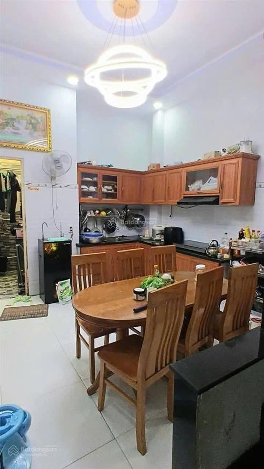 Nhà 3 tầng hẻm xe hơi gần ngã tư thủ đức, giá chỉ 7tỷ2