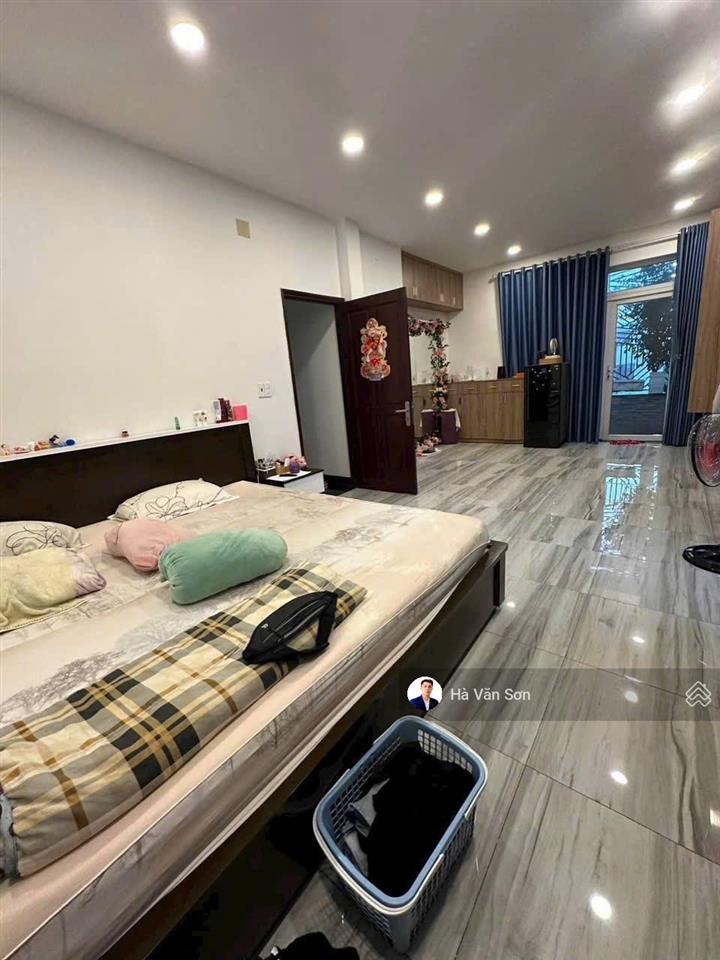 Giảm mạnh 3tỷ5 bán nhanh căn góc đường số 12 khu bên sông hiệp bình chánh