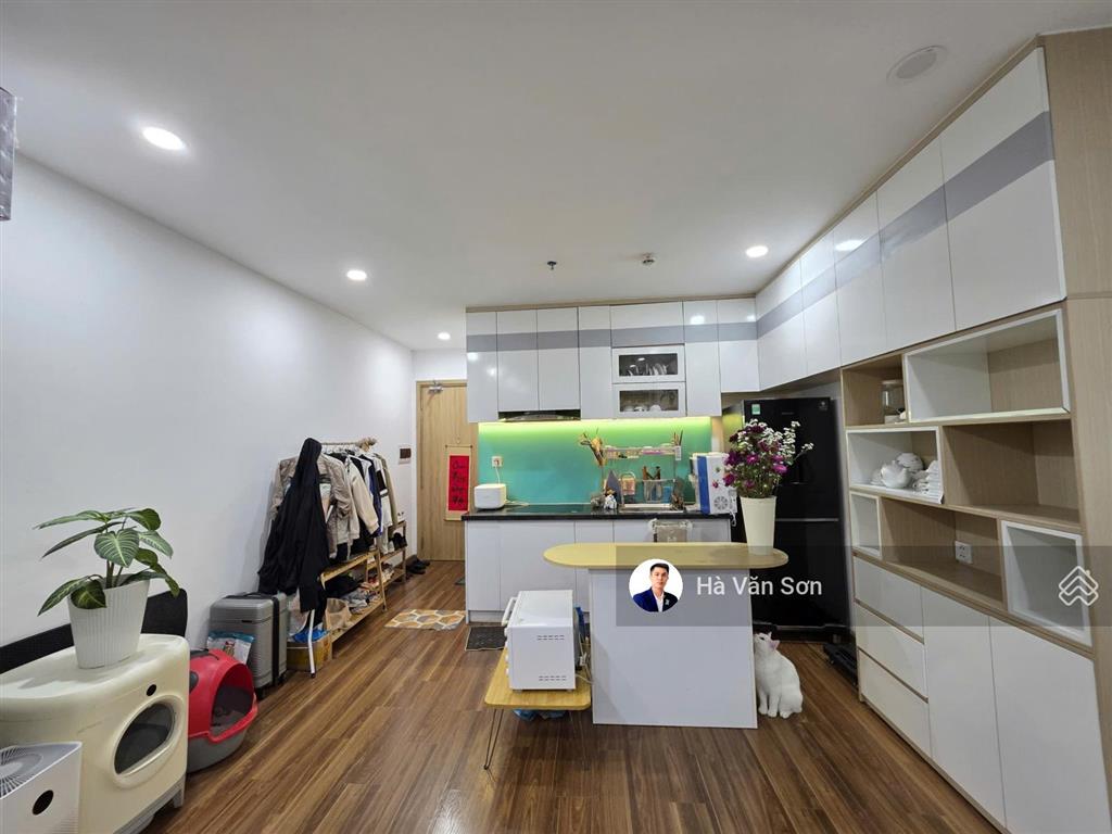 Studio ngay cổng làng đại học, gần full nội thất giá 1 tỷ 8