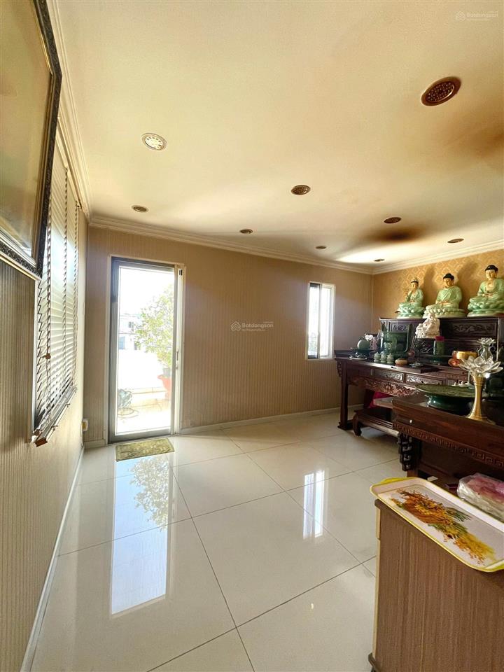 Cần bán căn biệt thự khu villa park hơn 190m2 ngay gần công viên trường mầm non