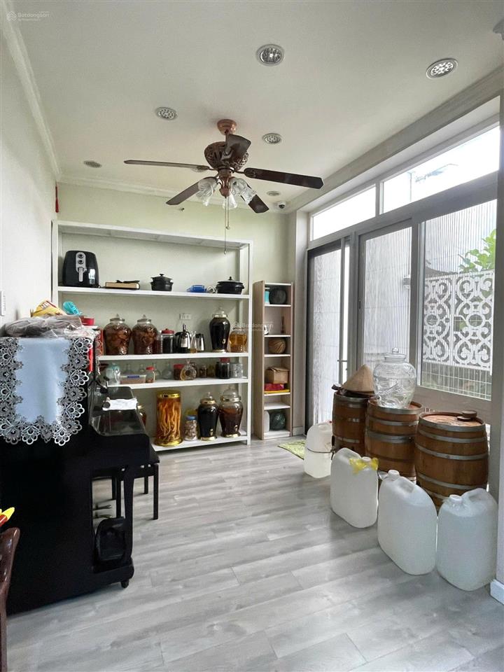 Cần bán căn biệt thự khu villa park hơn 190m2 ngay gần công viên trường mầm non