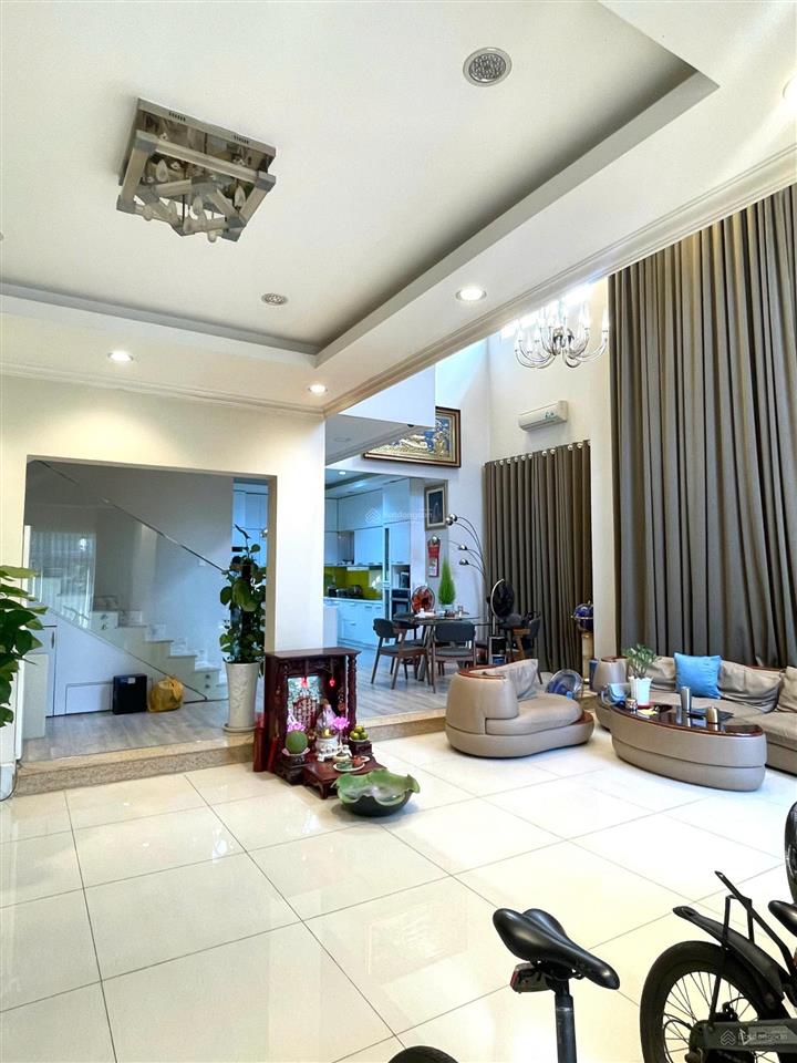 Cần bán căn biệt thự khu villa park hơn 190m2 ngay gần công viên trường mầm non