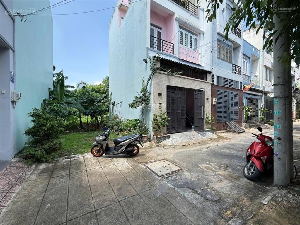 Đất hẻm xe hơi đường số 9, ngay kế cổng vạn phúc, ngang 5m, nở hậu, giá mềm