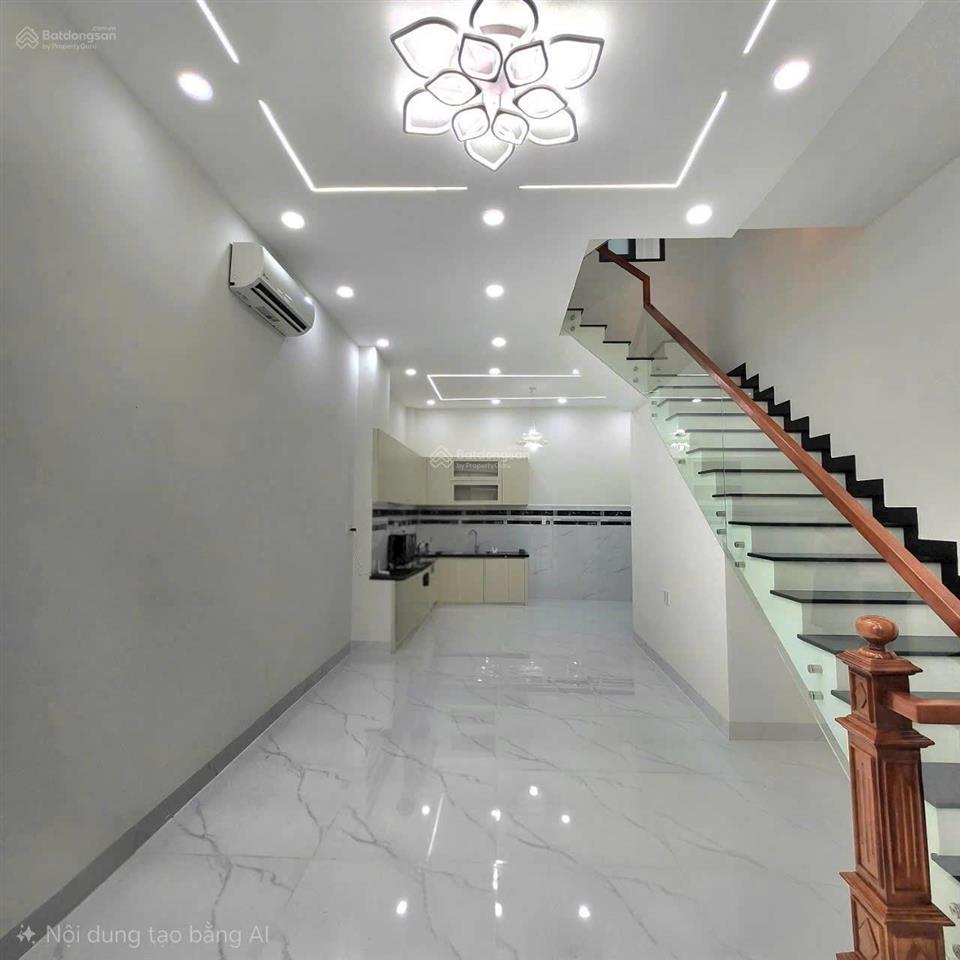 Cần bán gấp nhà 3 tầng gần vinhome q.9 giá chỉ 5tỷ tl