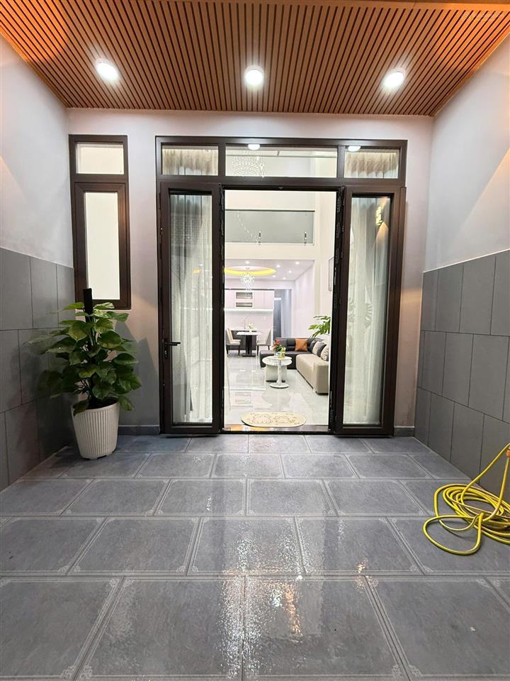 Chỉ nhỉnh 5 tỷ cho căn nhà mới siêu đẹp gần chợ hiệp bình