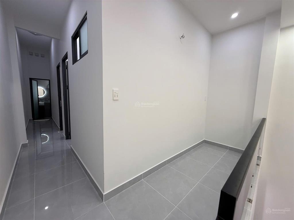 Chỉ nhỉnh 5 tỷ cho căn nhà mới siêu đẹp gần chợ hiệp bình