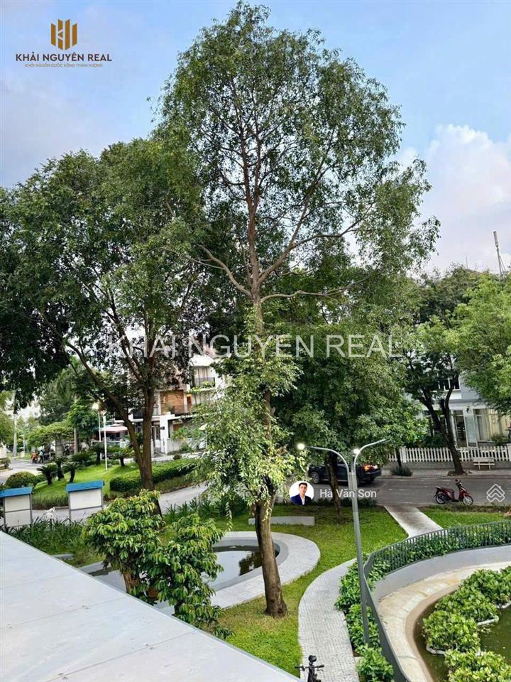 Chỉ 18 tỷ 5 cho căn biệt thự 190m2, căn góc view công viên khu jamona home resort, hiệp bình phước