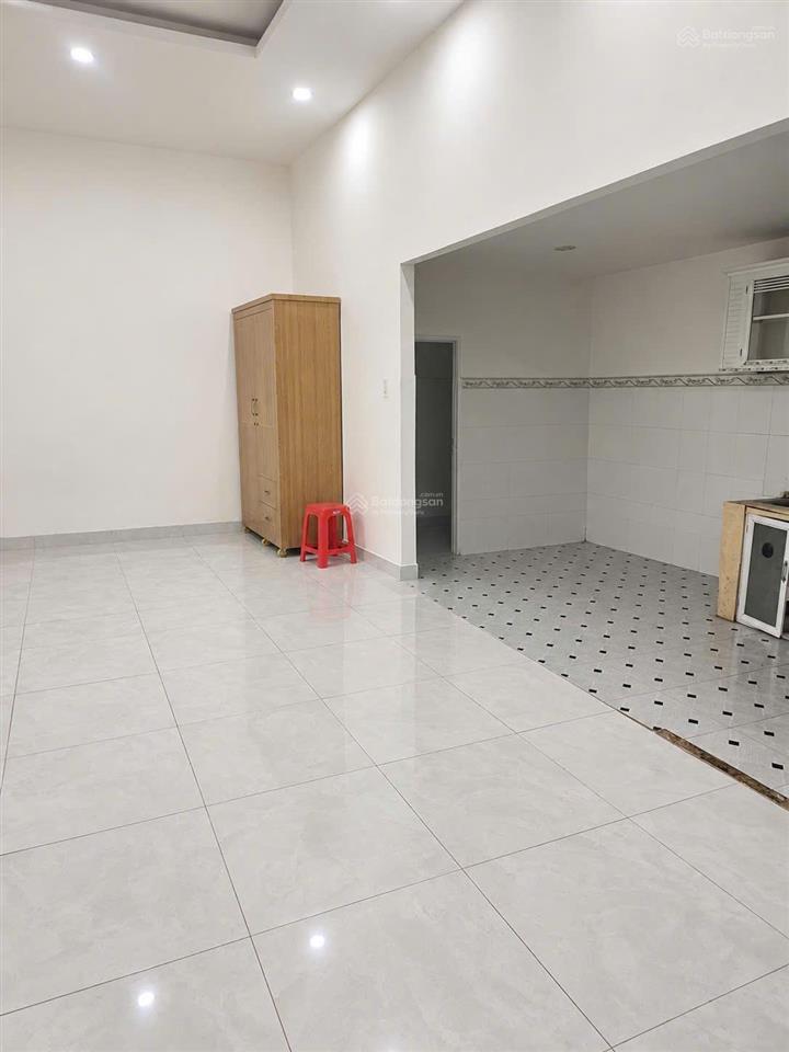 Nhà 30m2 ngang 6m tại phường phước long b, quận 9 giá chỉ 2.85 tỷ